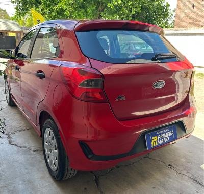 Foto de FORD KA S 2019, color rojo, en San Juan