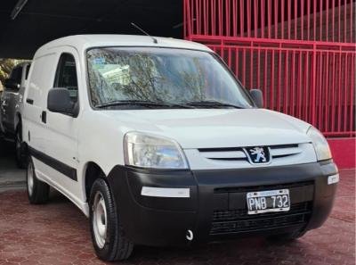 PEUGEOT PARTNER 1.6 HDI Furgón publicado por Automotores Virgen del Valle