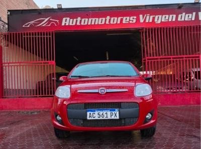 Foto de FIAT PALIO ATTRACTIVE 1.4 2018, color rojo, en San Juan