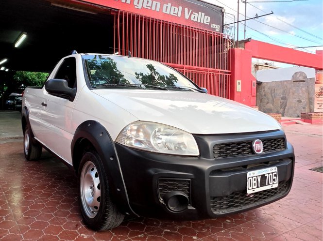 Foto de FIAT STRADA Estrada Wordquin 1.4 cabina simple 2014, color blanco, en San Juan