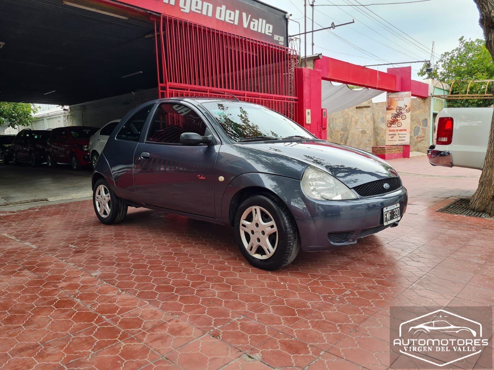 Foto de FORD KA 1.6 2005, color gris, en San Juan