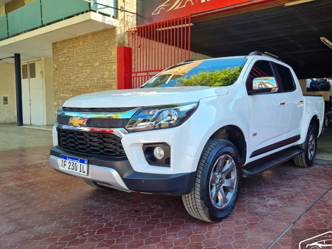 Foto de CHEVROLET PICK-UP S10 LTZ 2.8 2022, color blanco, en San Juan