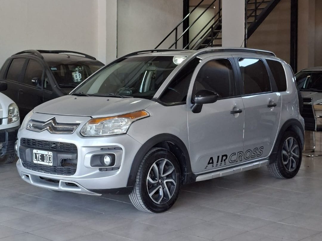 Foto de CITROEN C 3 AIRCROSS 2012, color gris, en San Juan