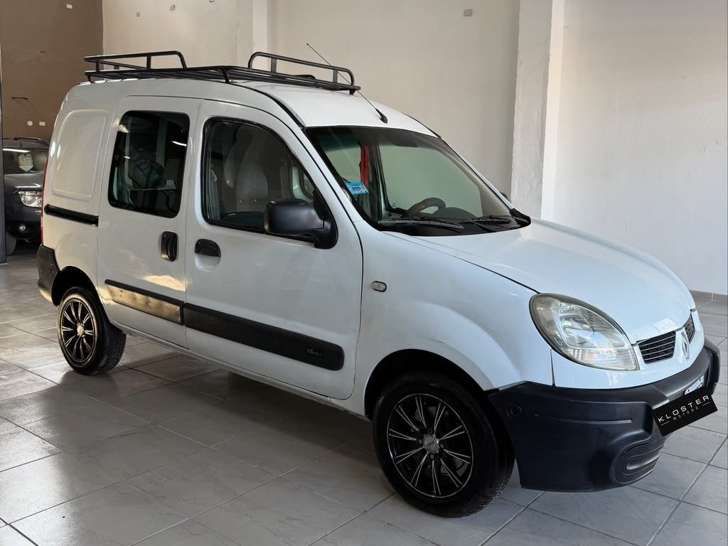 Foto de RENAULT KANGOO 2012, color blanco, en San Juan