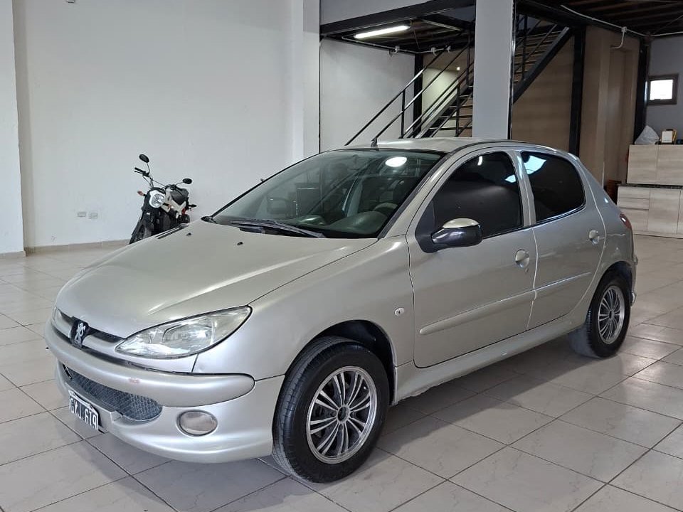 Foto de PEUGEOT 206 2008, color sin color especificado, en San Juan