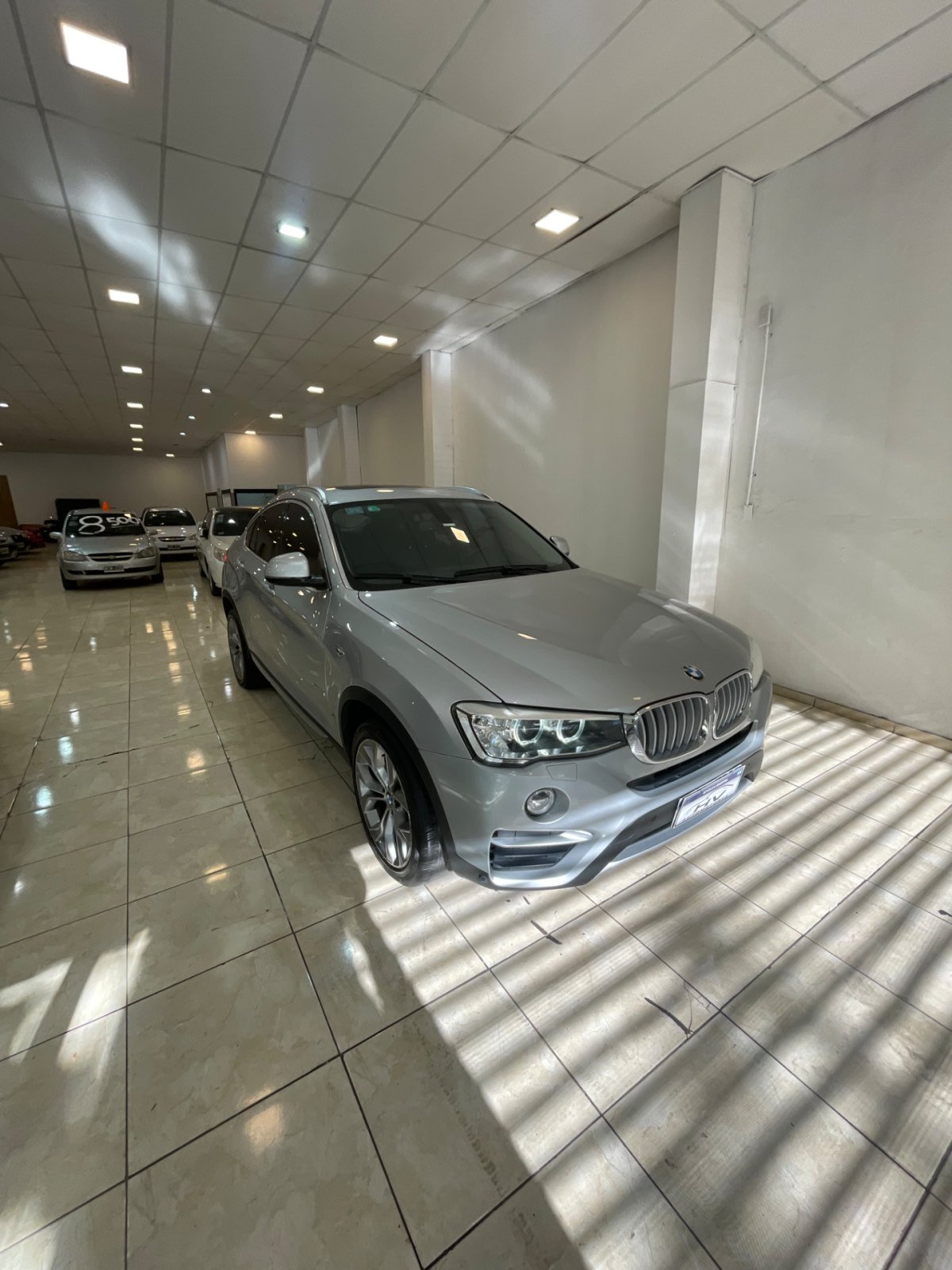 Foto de BMW 328 Drive 328i 2017, color plata, en San Juan