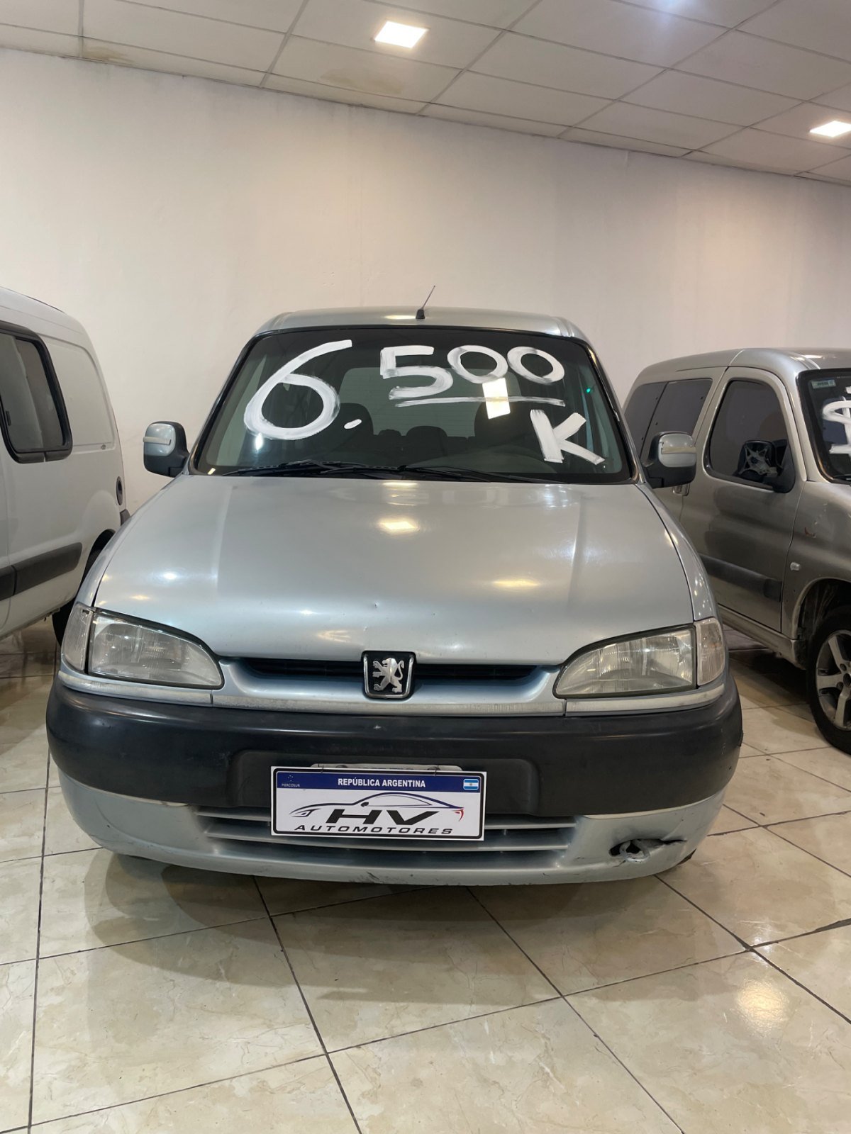 Foto de PEUGEOT PARTNER PATAGÓNICA 2005, color gris, en San Juan