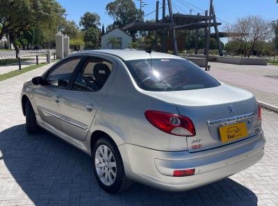 Foto de PEUGEOT 207 Feline 1.6 2013, color plata, en San Juan