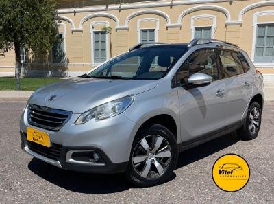 Foto de PEUGEOT 2008 Feline 1.6 2016, color gris, en San Juan
