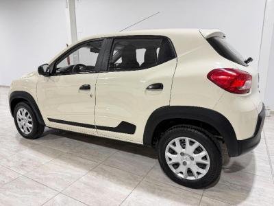 Foto de RENAULT KWID 1.0 Life 2018, color sin color especificado, en San Juan