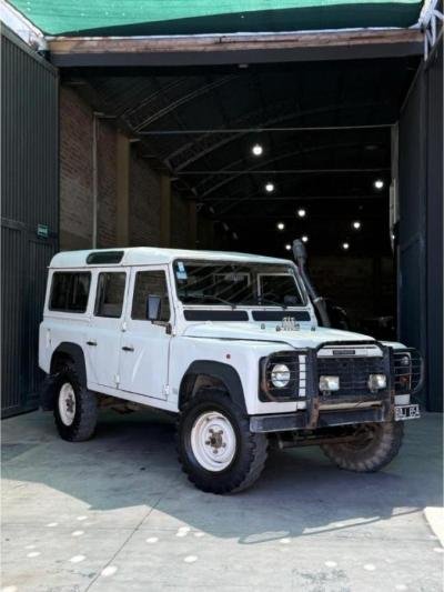 Foto de LAND ROVER DEFENDER Defender 1996, color sin color especificado, en San Juan