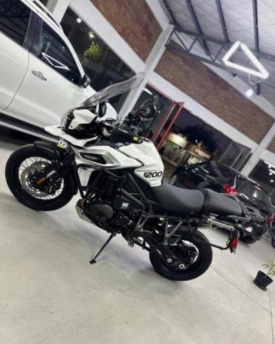 TRIUMPH STREET XCA TIGER 1200 publicado por Pro Cars
