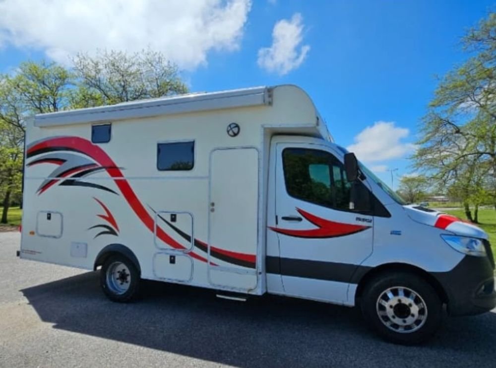 Miniatura de MERCEDES BENZ SPRINTER MOTORHOME 416