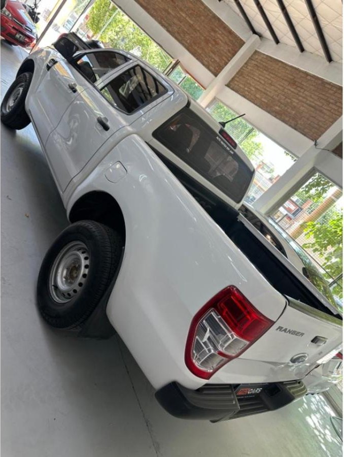 Foto de FORD RANGER XLS 4X2 2022, color blanco, en San Juan