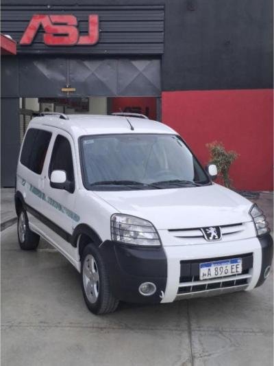 PEUGEOT PARTNER patagonica vtc plus 1.6 nafta publicado por Automotores San Juan