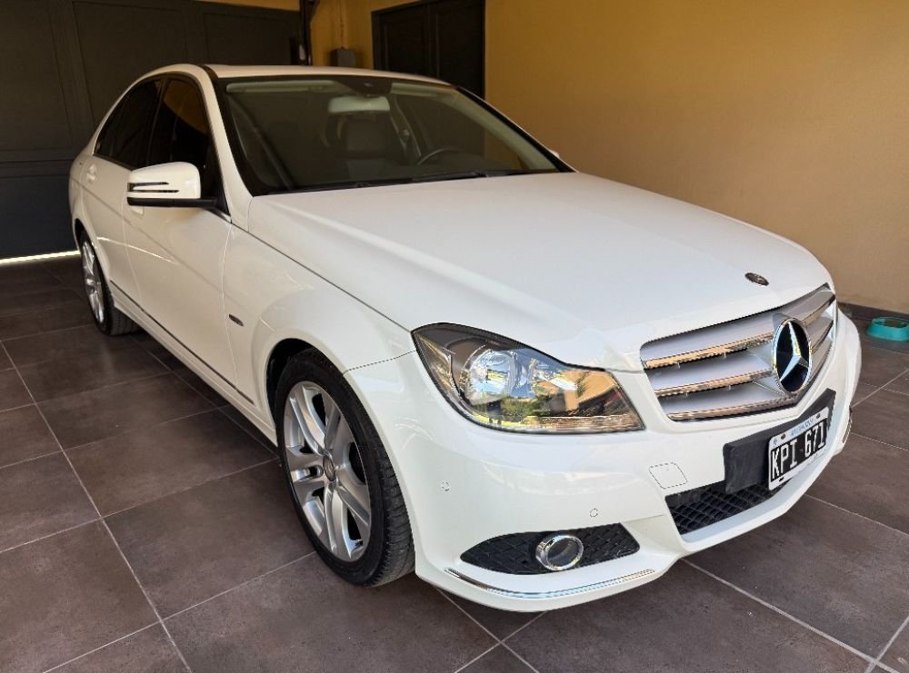 Miniatura de MERCEDES BENZ 200 Avantgarde Blue Efficiency AT