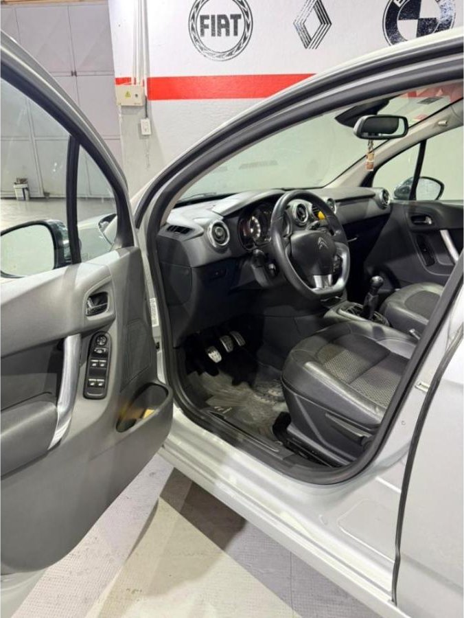 Foto de CITROEN C 3 1.6 VVTI EXCLUSIVE 2013, color gris, en San Juan