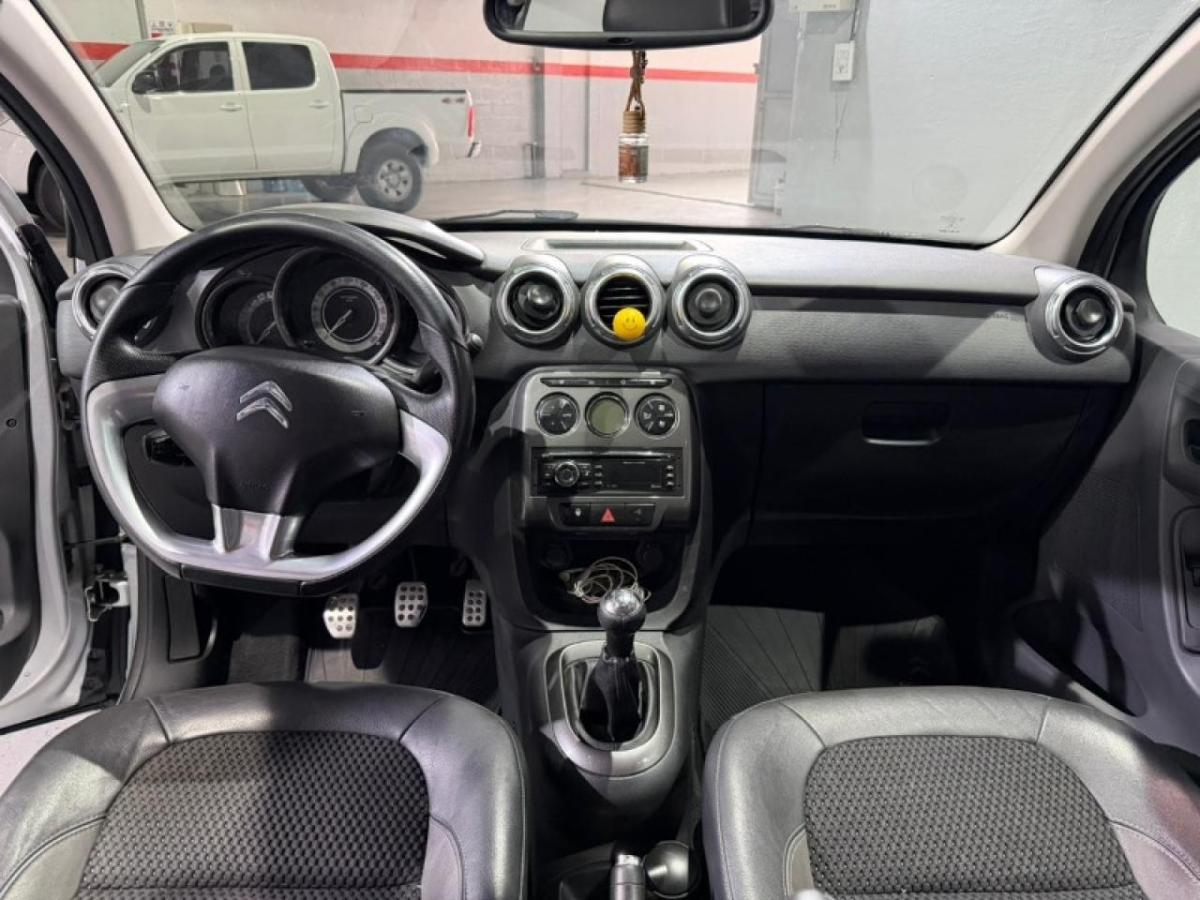 Foto de CITROEN C 3 1.6 VVTI EXCLUSIVE 2013, color gris, en San Juan