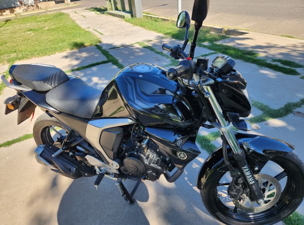 Miniatura de YAMAHA CALLE FZ FI