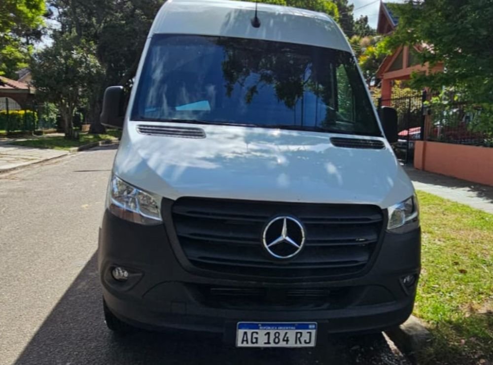 Foto de MOTORHOME SPRINTER 416 2023, color blanco, en San Juan