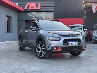 CITROEN C 4 CACTUS Shine 1.6 automatica bi tono publicado por Automotores San Juan