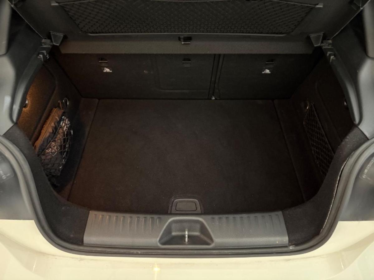 Foto de MERCEDES BENZ 200 Bluefficiency urban At 2017, color sin color especificado, en San Juan