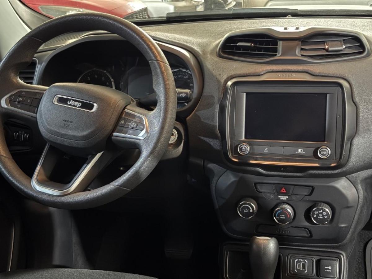 Foto de CHRYSLER / DODGE JEEP RENEGADE 1.8 sport A/T 2023, color sin color especificado, en San Juan
