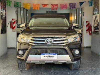 Foto de TOYOTA HILUX Srx 4x4 AT 2016, color sin color especificado, en San Juan