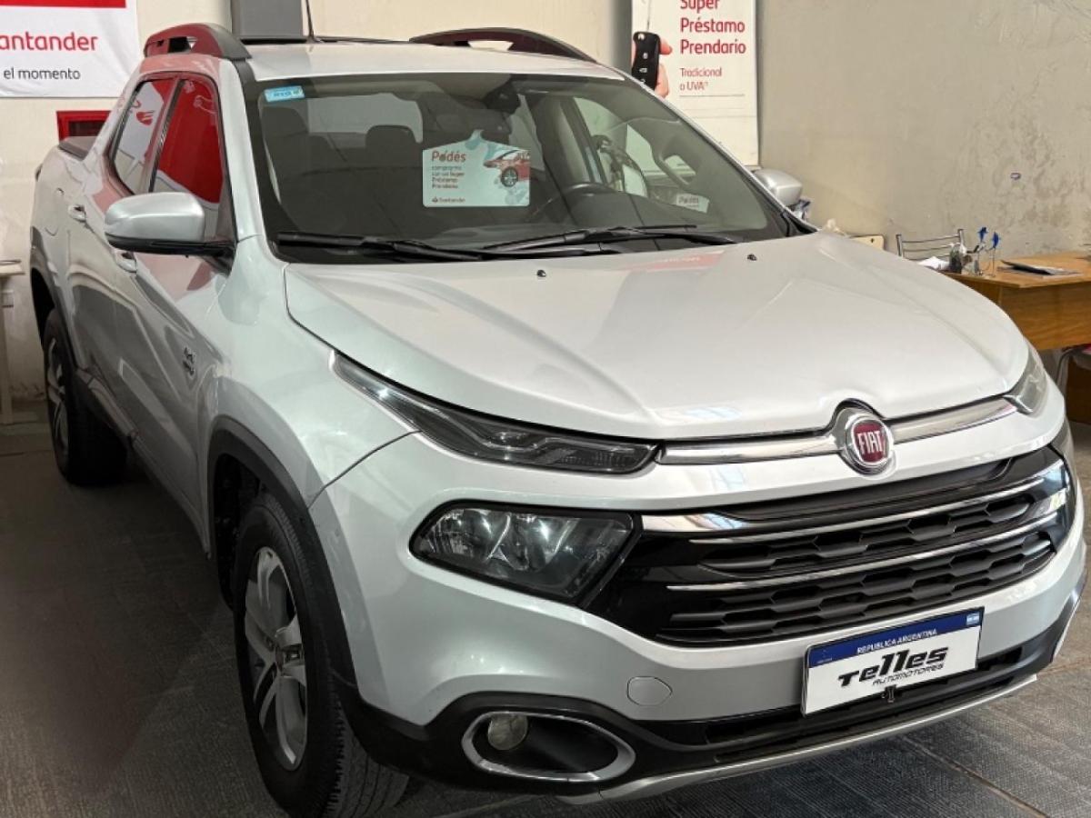 Foto de FIAT TORO XTR diésel manual 2017, color sin color especificado, en San Juan