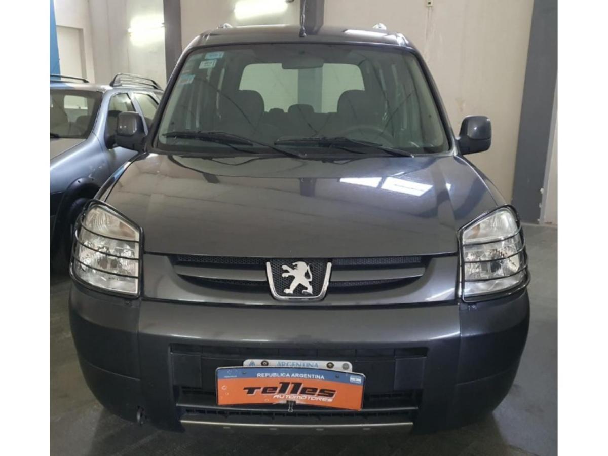 Foto de PEUGEOT PARTNER 1.4 Patagonica 2014, color sin color especificado, en San Juan