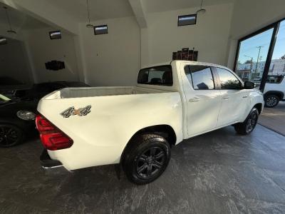 Miniatura de TOYOTA HILUX SR 2.8 a/t6 4x4 204cv
