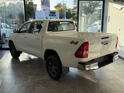 Miniatura de TOYOTA HILUX SR 2.8 a/t6 4x4 204cv