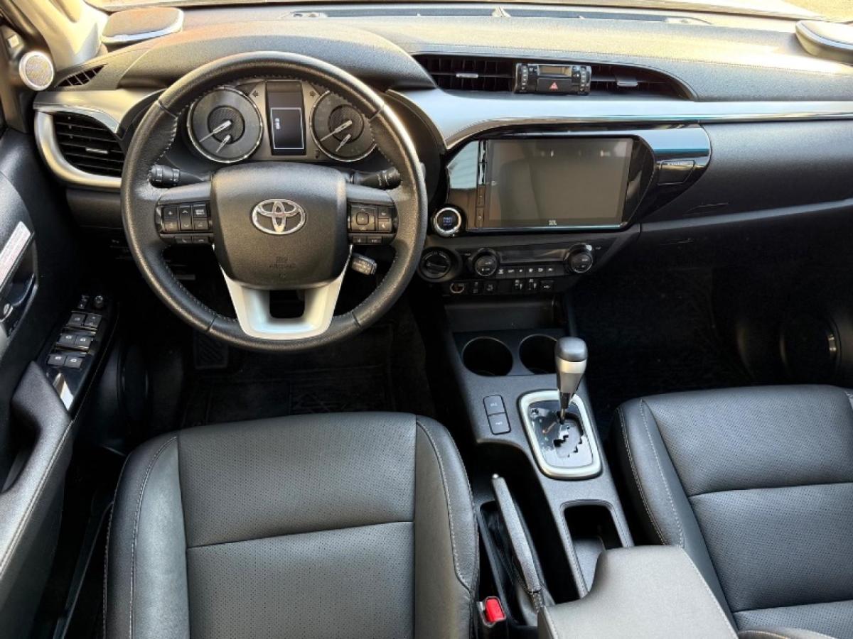 Foto de TOYOTA HILUX SRX L24 2023, color sin color especificado, en San Juan