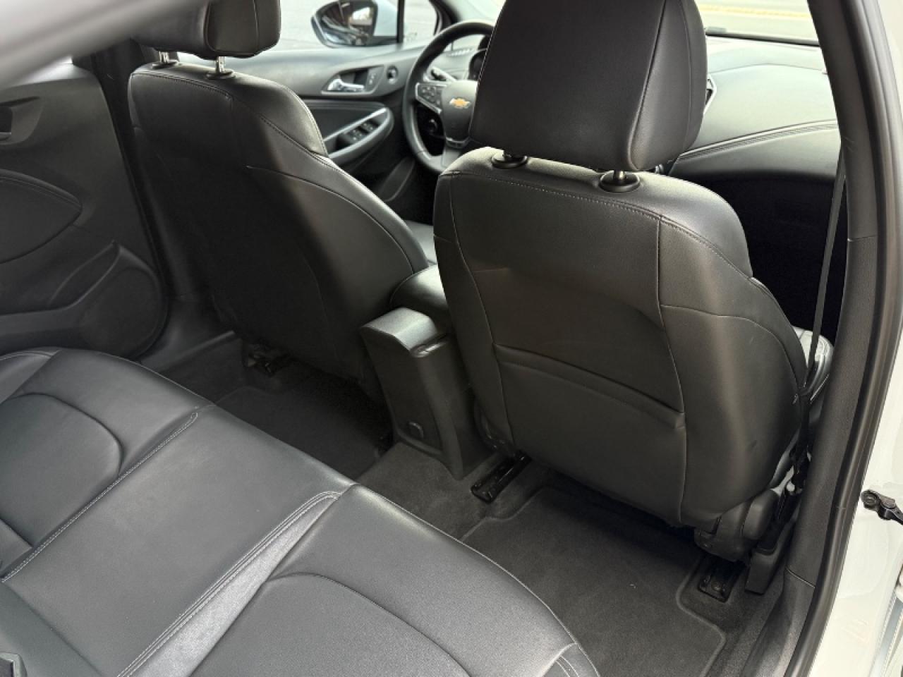 Foto de CHEVROLET CRUZE LTZ 1.4 AT sedan 4ptas 2021, color sin color especificado, en San Juan