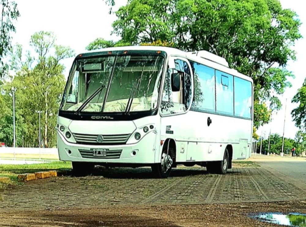 Foto de MOTORHOME MERCEDES BENZ 2009, color blanco, en San Juan