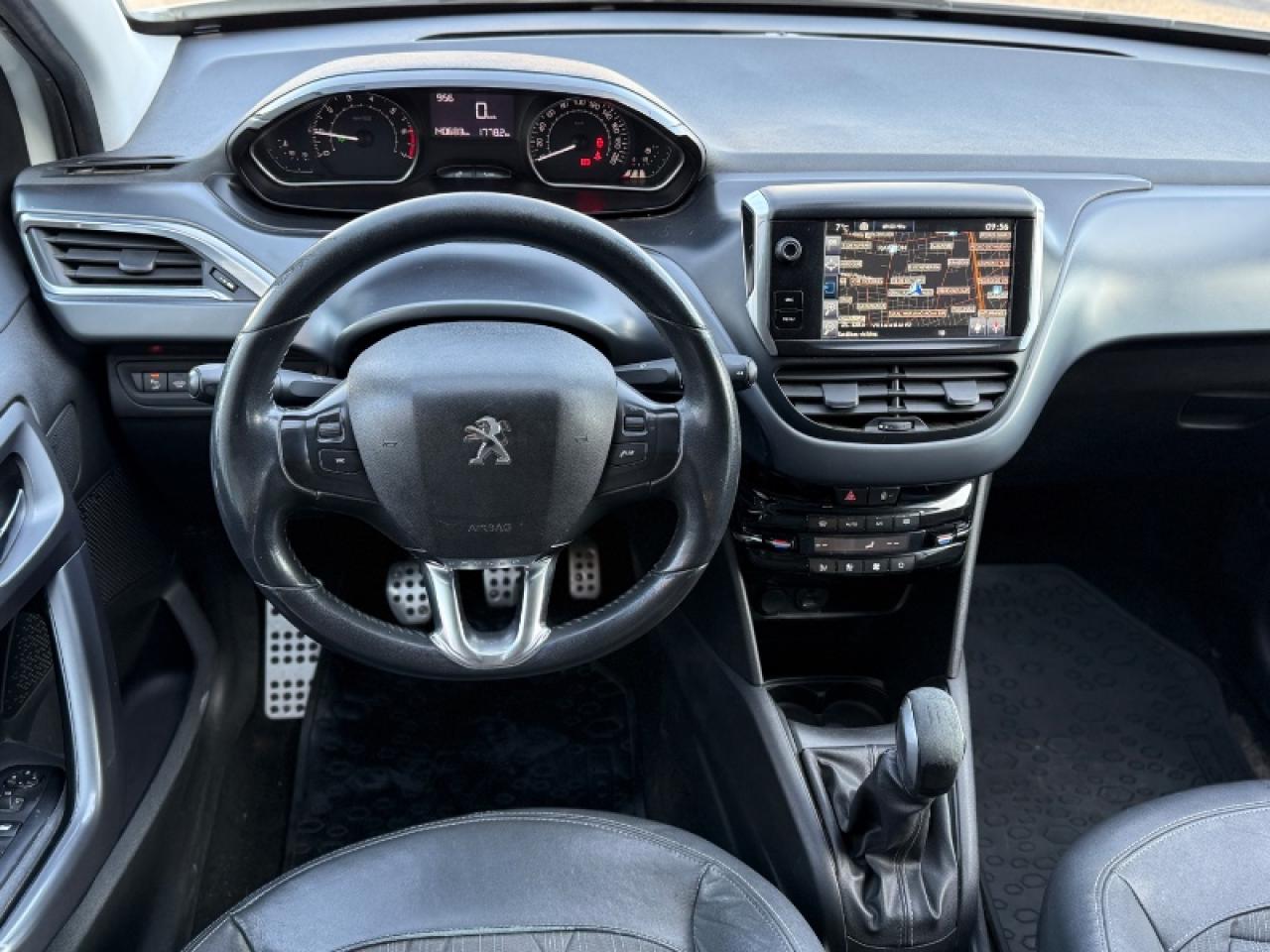 Foto de PEUGEOT 208 FELINE PACK CUIR 1.6 2015, color sin color especificado, en San Juan
