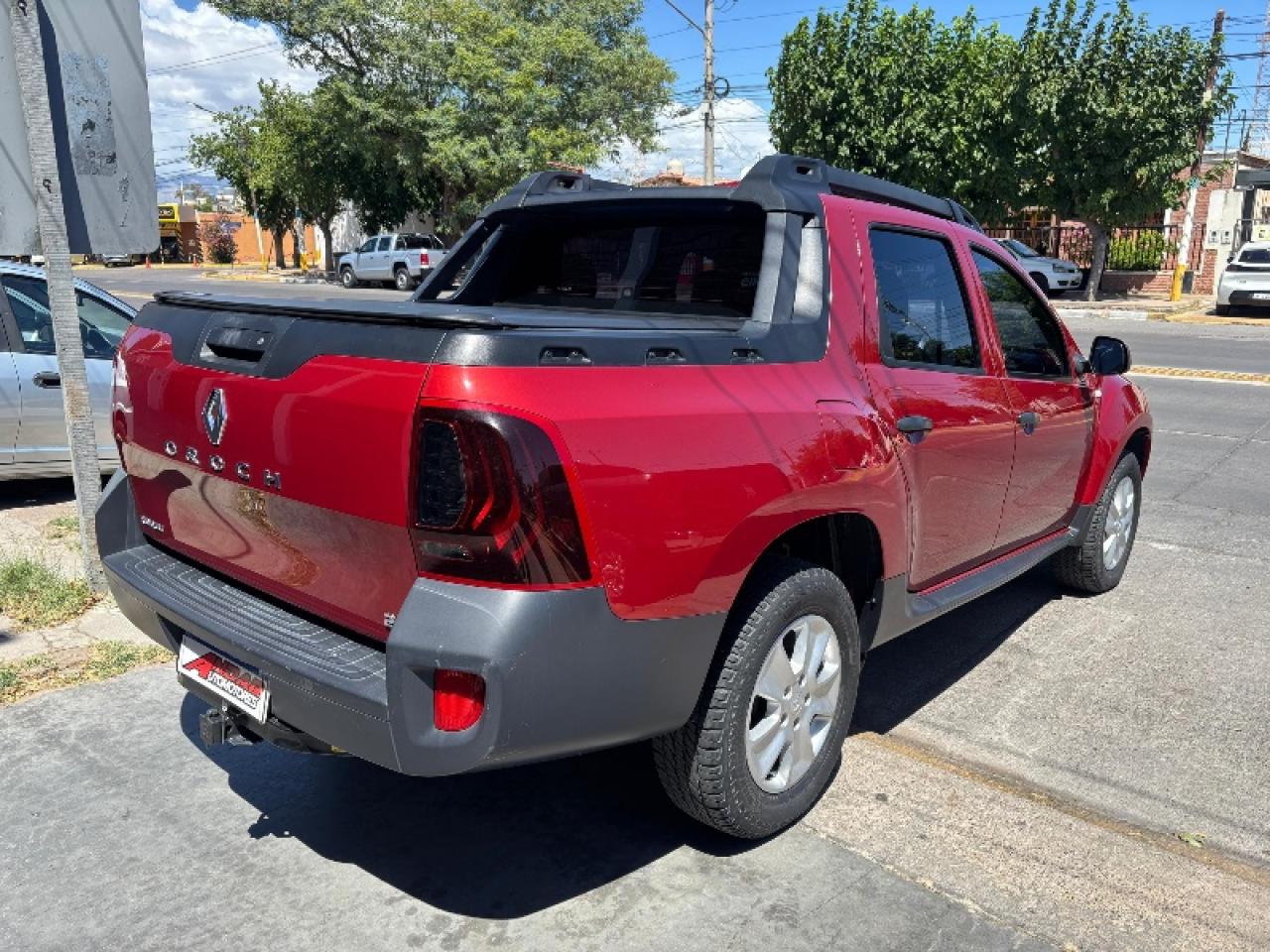 Foto de RENAULT OROCH OROCH DYNAMIQUE .2.0. 2018, color sin color especificado, en San Juan