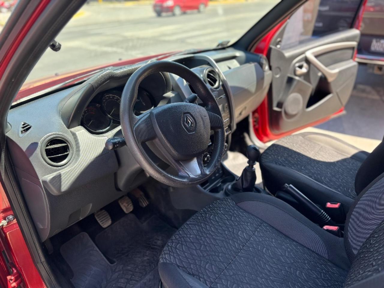 Foto de RENAULT OROCH OROCH DYNAMIQUE .2.0. 2018, color sin color especificado, en San Juan