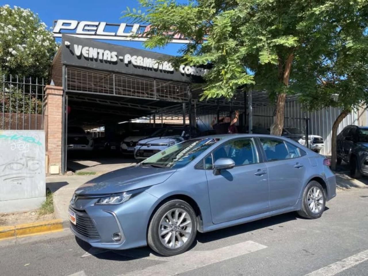 Foto de TOYOTA COROLLA XLI CVT 2.0 2022, color sin color especificado, en San Juan