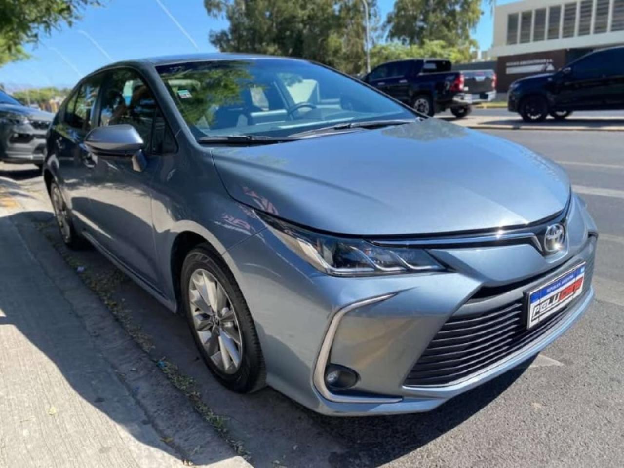 Foto de TOYOTA COROLLA XLI CVT 2.0 2022, color sin color especificado, en San Juan