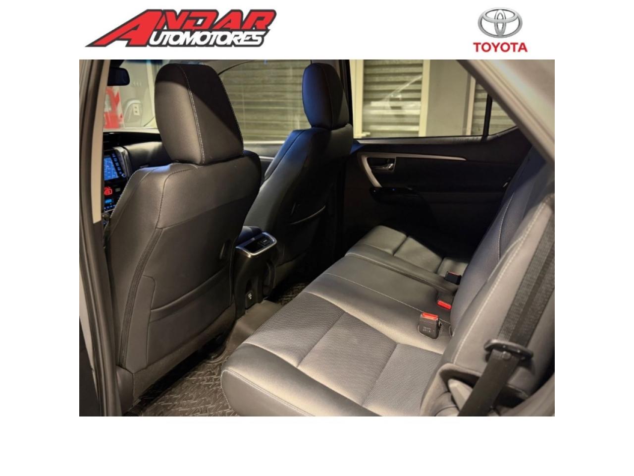 Foto de TOYOTA SW4 2.8 TDI SRX AT 7 ASIENTOS 2022, color sin color especificado, en San Juan