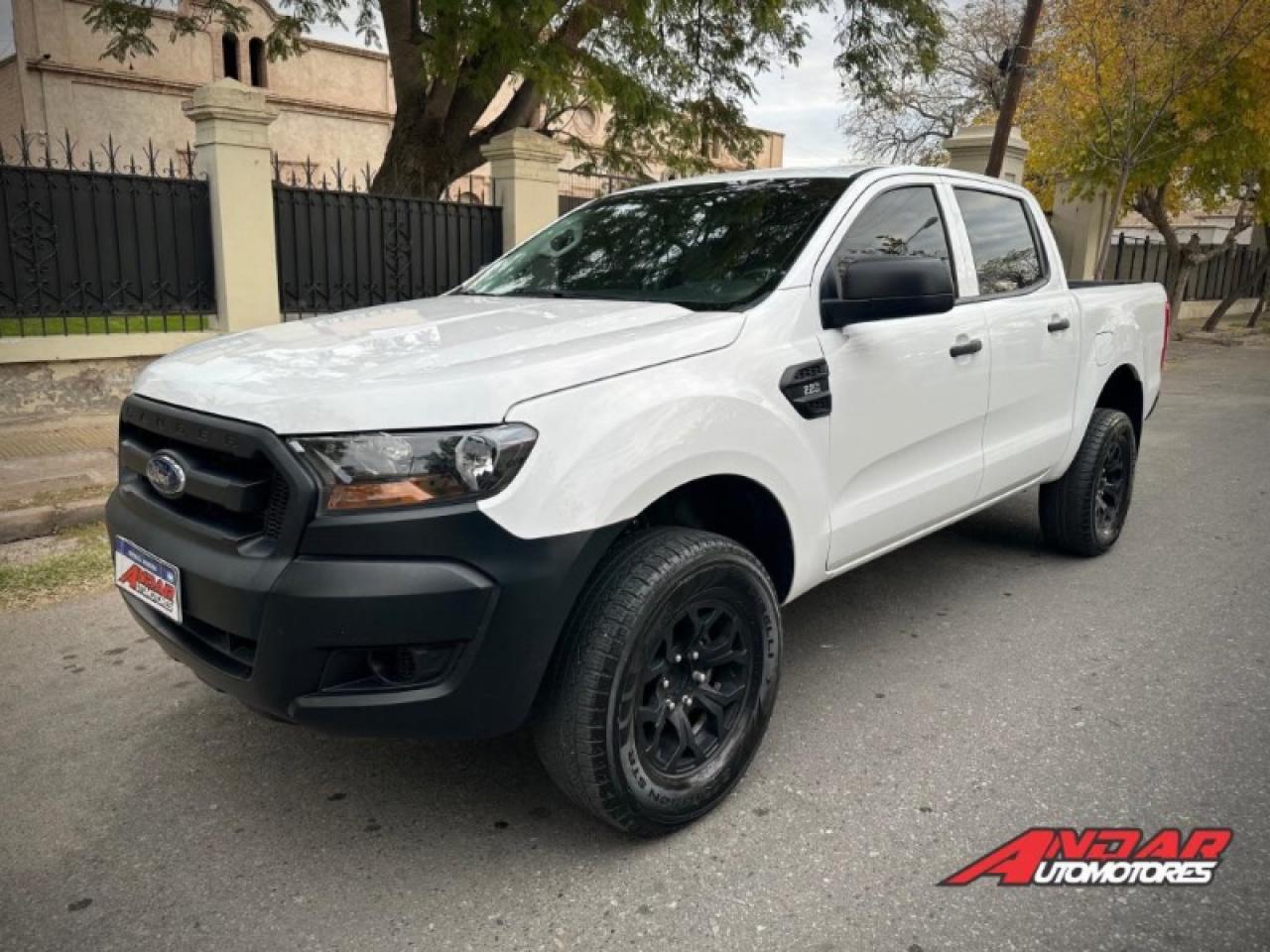 Foto de FORD RANGER XL 2.2 TDI 4x2. 2023, color sin color especificado, en San Juan