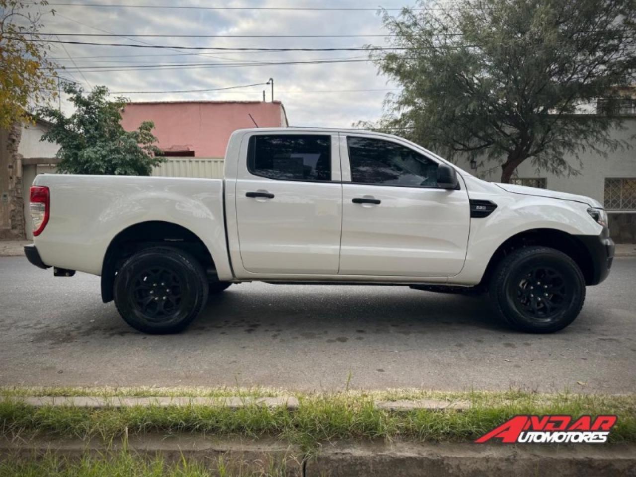 Foto de FORD RANGER XL 2.2 TDI 4x2. 2023, color sin color especificado, en San Juan