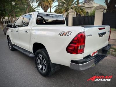 Miniatura de TOYOTA HILUX SRX 4X4 AT 2.8TD CUERO