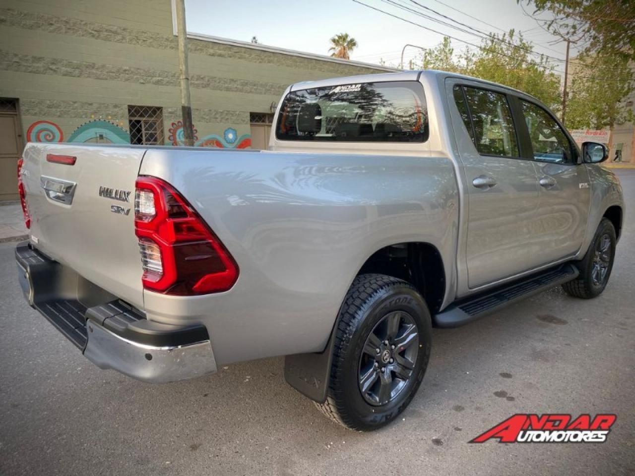Foto de TOYOTA HILUX SRV 2.8TDI 4X2 AUTOMATICA 2026, color sin color especificado, en San Juan