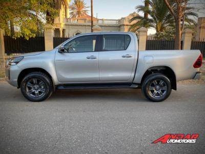 Miniatura de TOYOTA HILUX SRV 2.8TDI 4X2 AUTOMATICA
