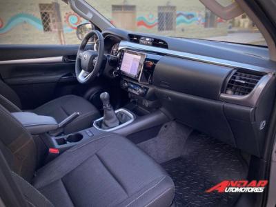 Miniatura de TOYOTA HILUX SRV 2.8TDI 4X2 AUTOMATICA