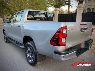 Miniatura de TOYOTA HILUX SRV 2.8TDI 4X2 AUTOMATICA