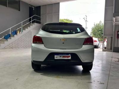 Miniatura de CHEVROLET ONIX LT