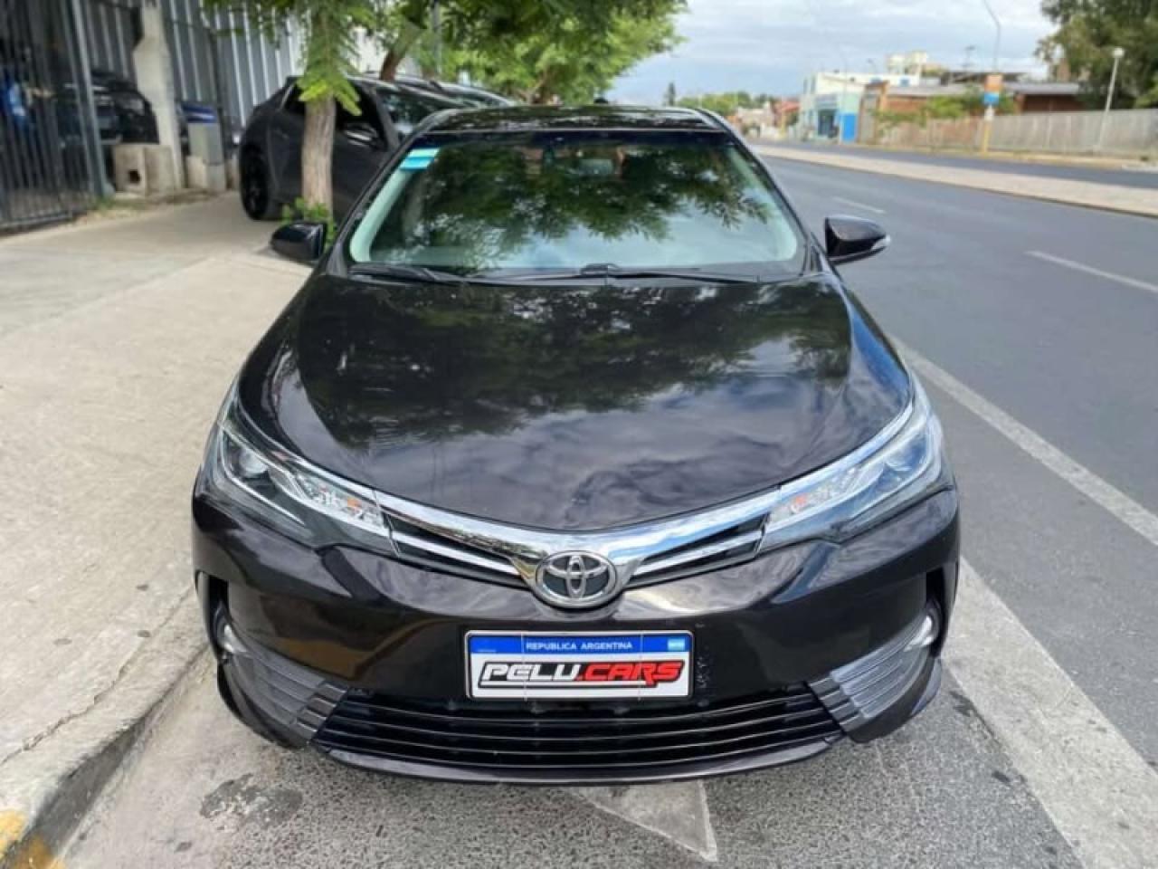 Foto de TOYOTA COROLLA SEG 1.8 CVT 2017, color sin color especificado, en San Juan